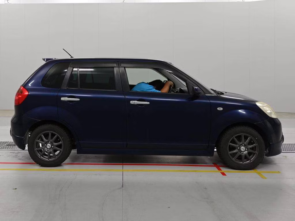 MAZDA VERISA