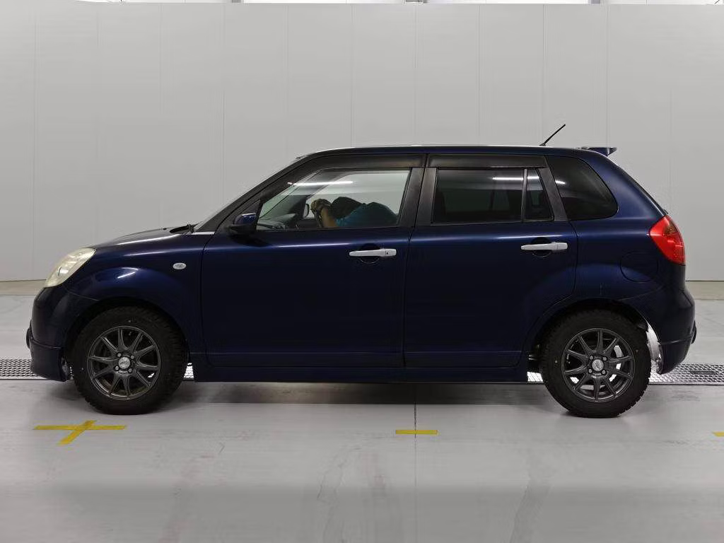 MAZDA VERISA