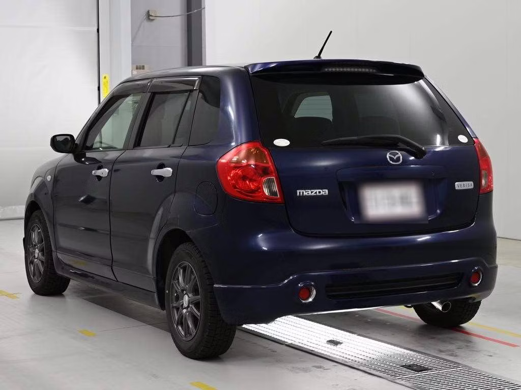 MAZDA VERISA