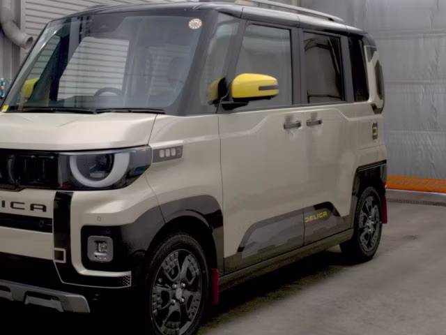 MITSUBISHI DELICA MINI