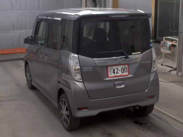 MITSUBISHI EK SPACE