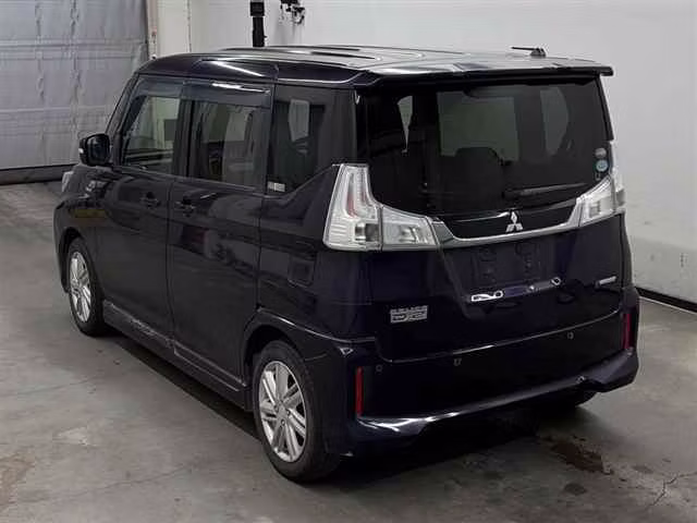 MITSUBISHI DELICA D:2
