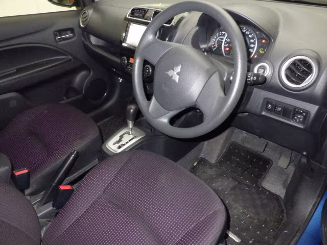 MITSUBISHI MIRAGE