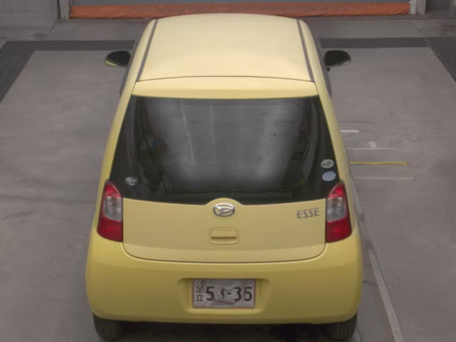 DAIHATSU ESSE