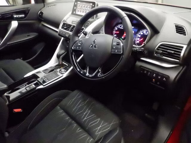 MITSUBISHI ECLIPSE CROSS
