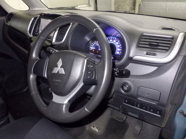 MITSUBISHI DELICA D:2