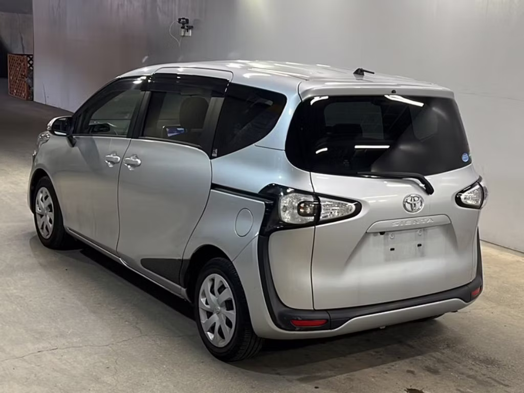 TOYOTA SIENTA
