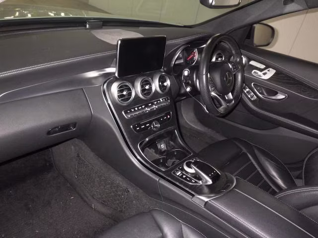 MERCEDES-BENZ C-CLASS
