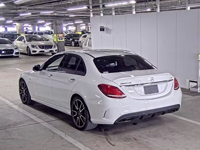 MERCEDES-BENZ C-CLASS