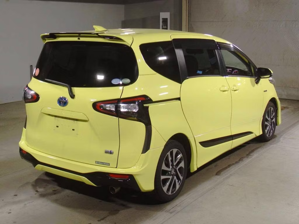 TOYOTA SIENTA