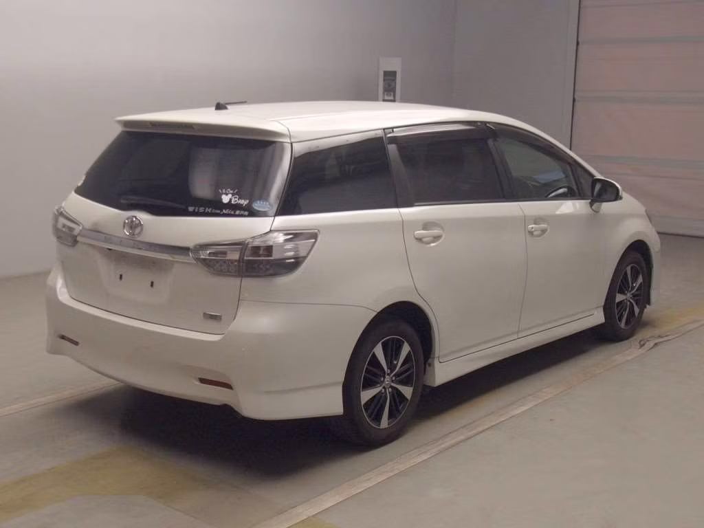 TOYOTA WISH