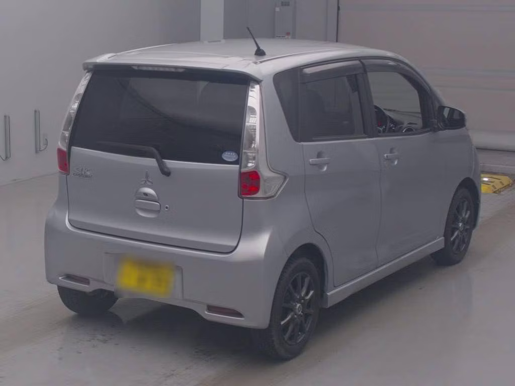 MITSUBISHI EK CUSTOM