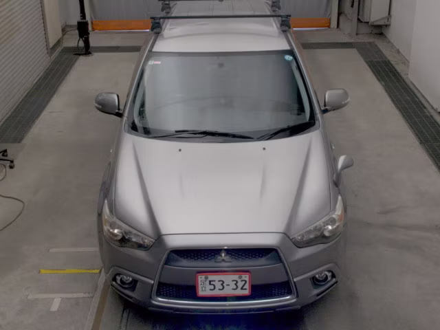 MITSUBISHI RVR