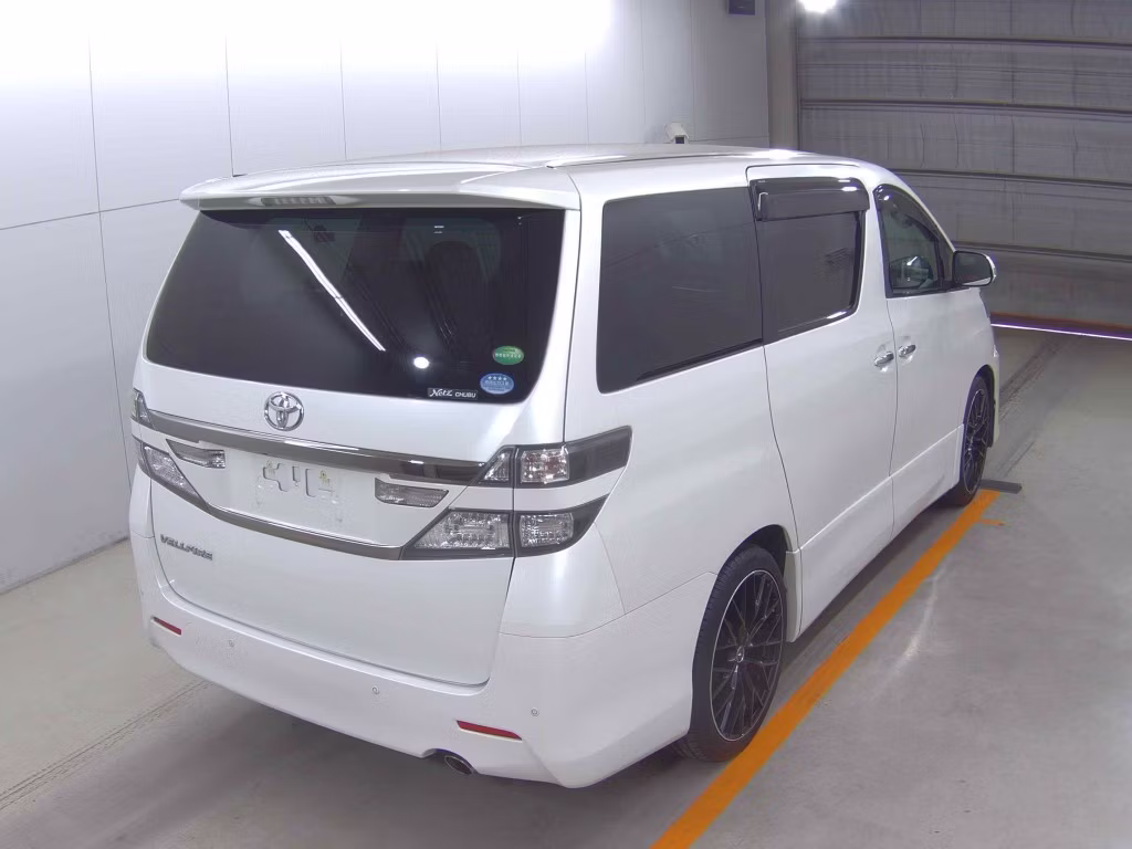 TOYOTA VELLFIRE