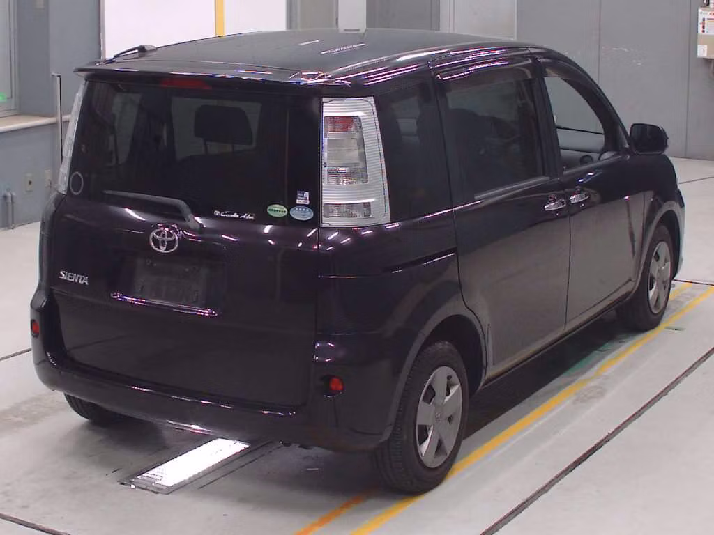 TOYOTA SIENTA