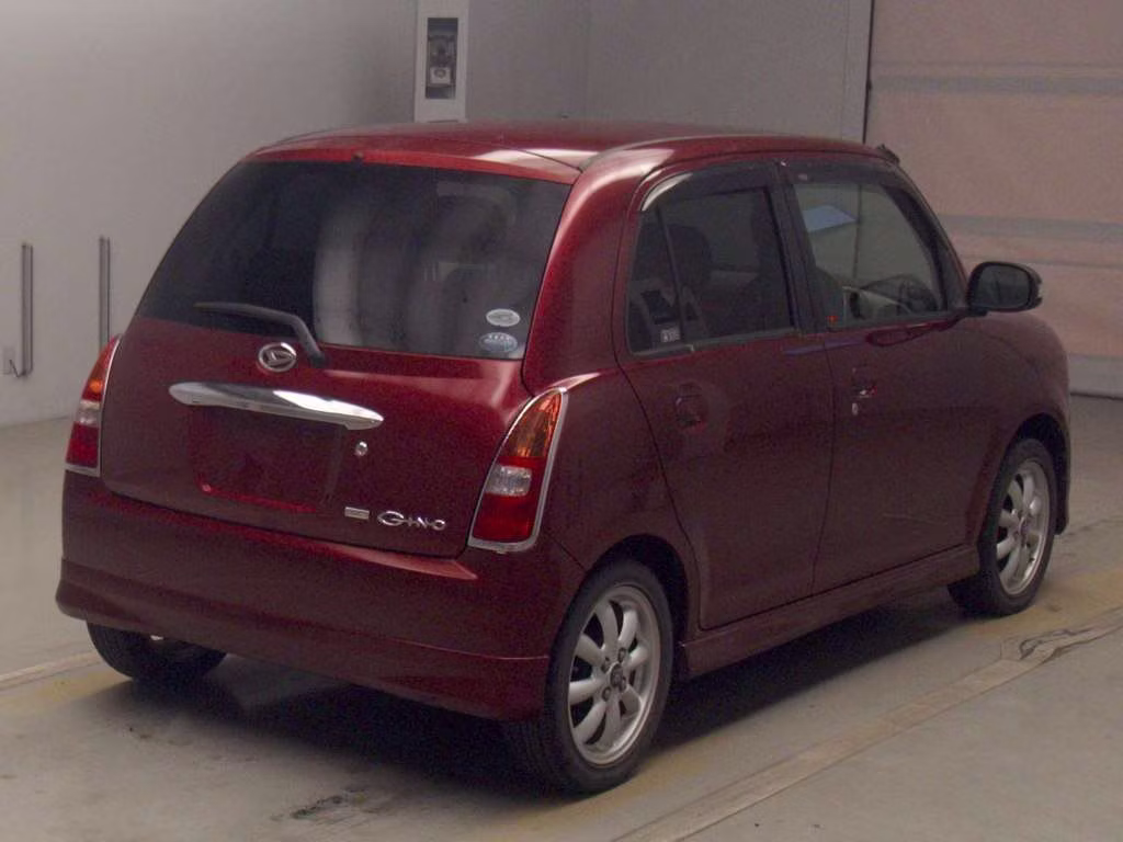 DAIHATSU MIRA GINO