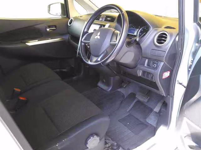 MITSUBISHI EK CUSTOM