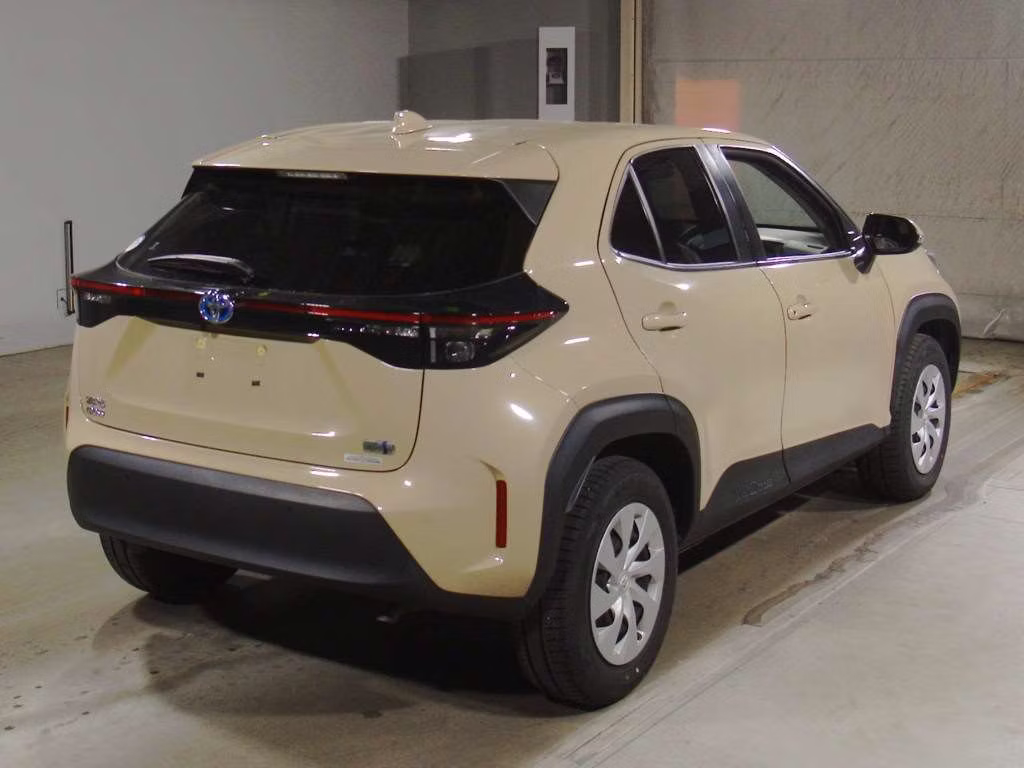 TOYOTA YARIS CROSS