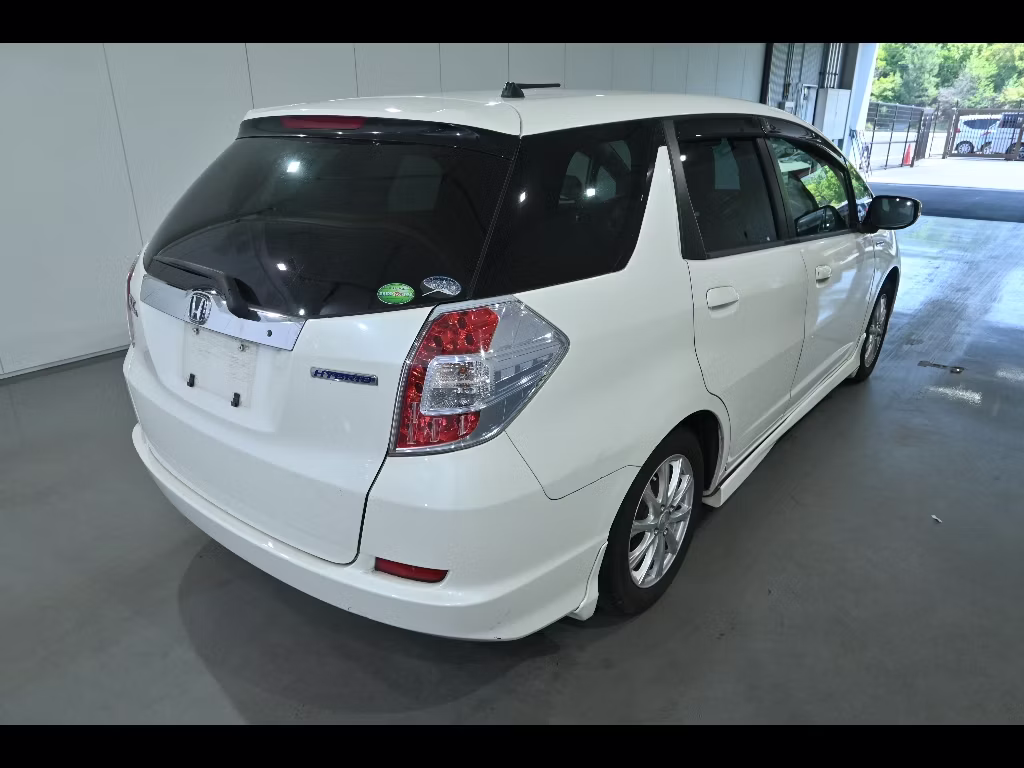 HONDA FIT SHUTTLE