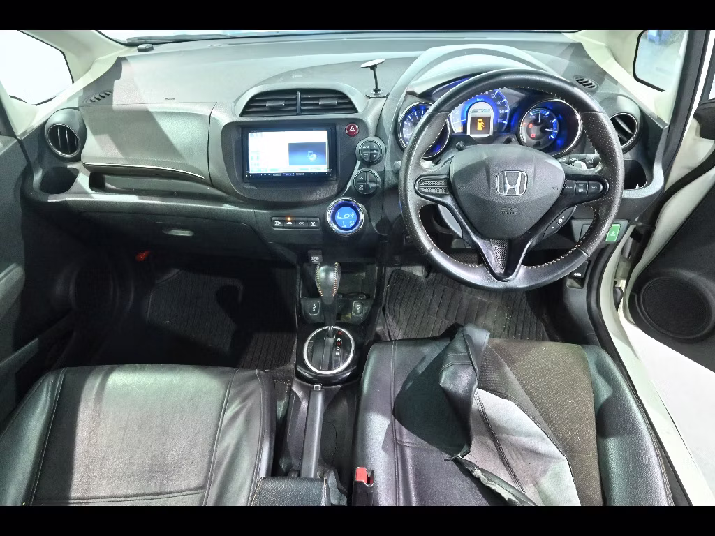 HONDA FIT SHUTTLE