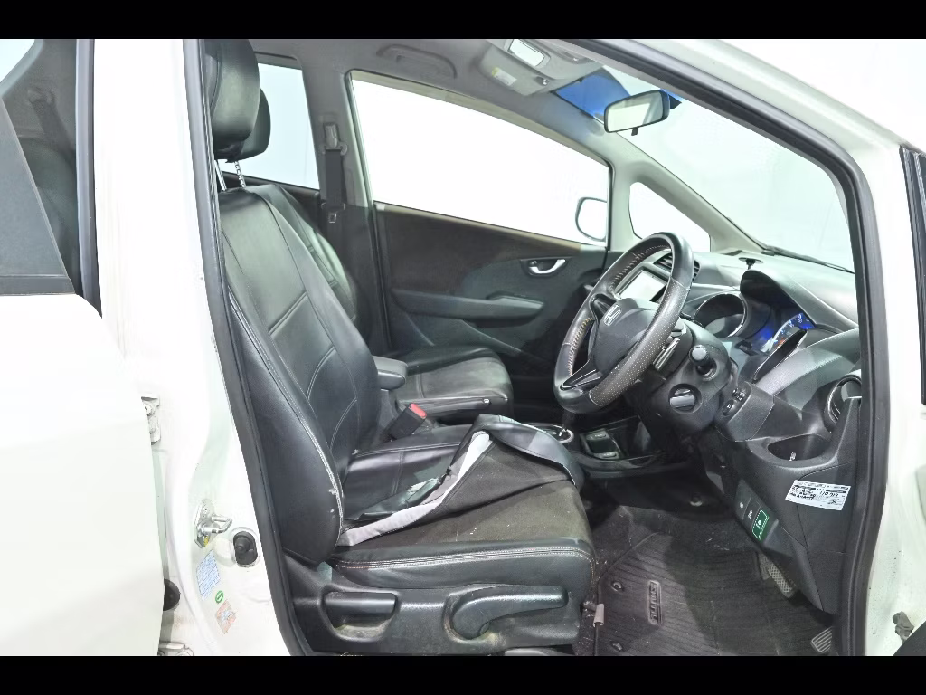 HONDA FIT SHUTTLE