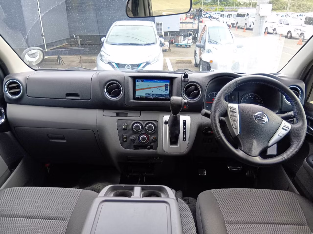 NISSAN NV350 CARAVAN