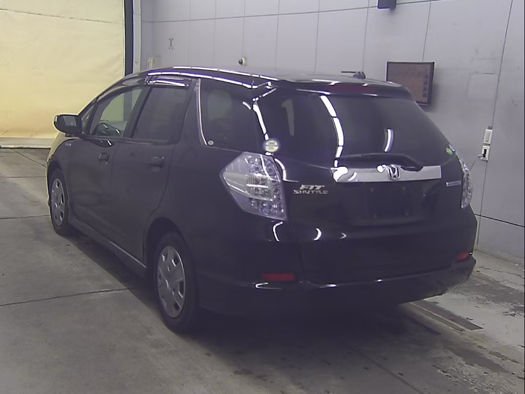 HONDA FIT SHUTTLE