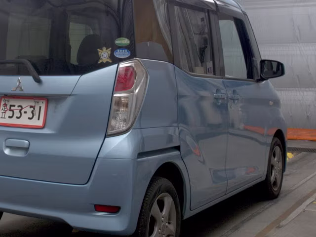 MITSUBISHI EK SPACE