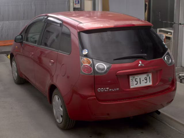 MITSUBISHI COLT PLUS