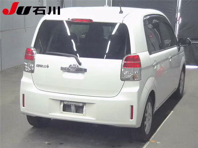 TOYOTA SPADE