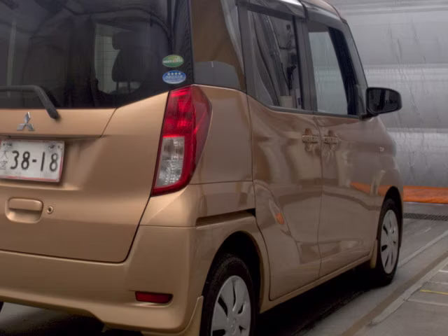 MITSUBISHI EK SPACE