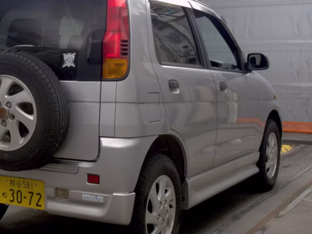 DAIHATSU TERIOS KID