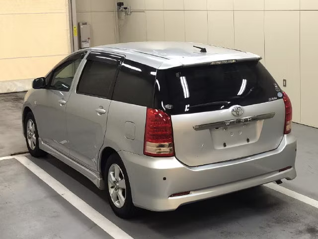 TOYOTA WISH