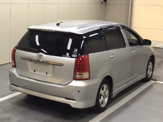 TOYOTA WISH