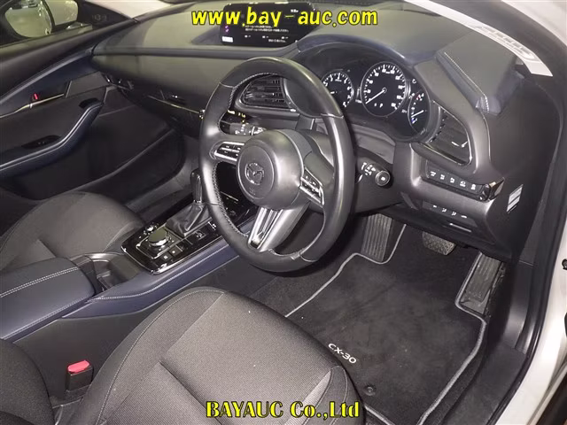 MAZDA CX-30