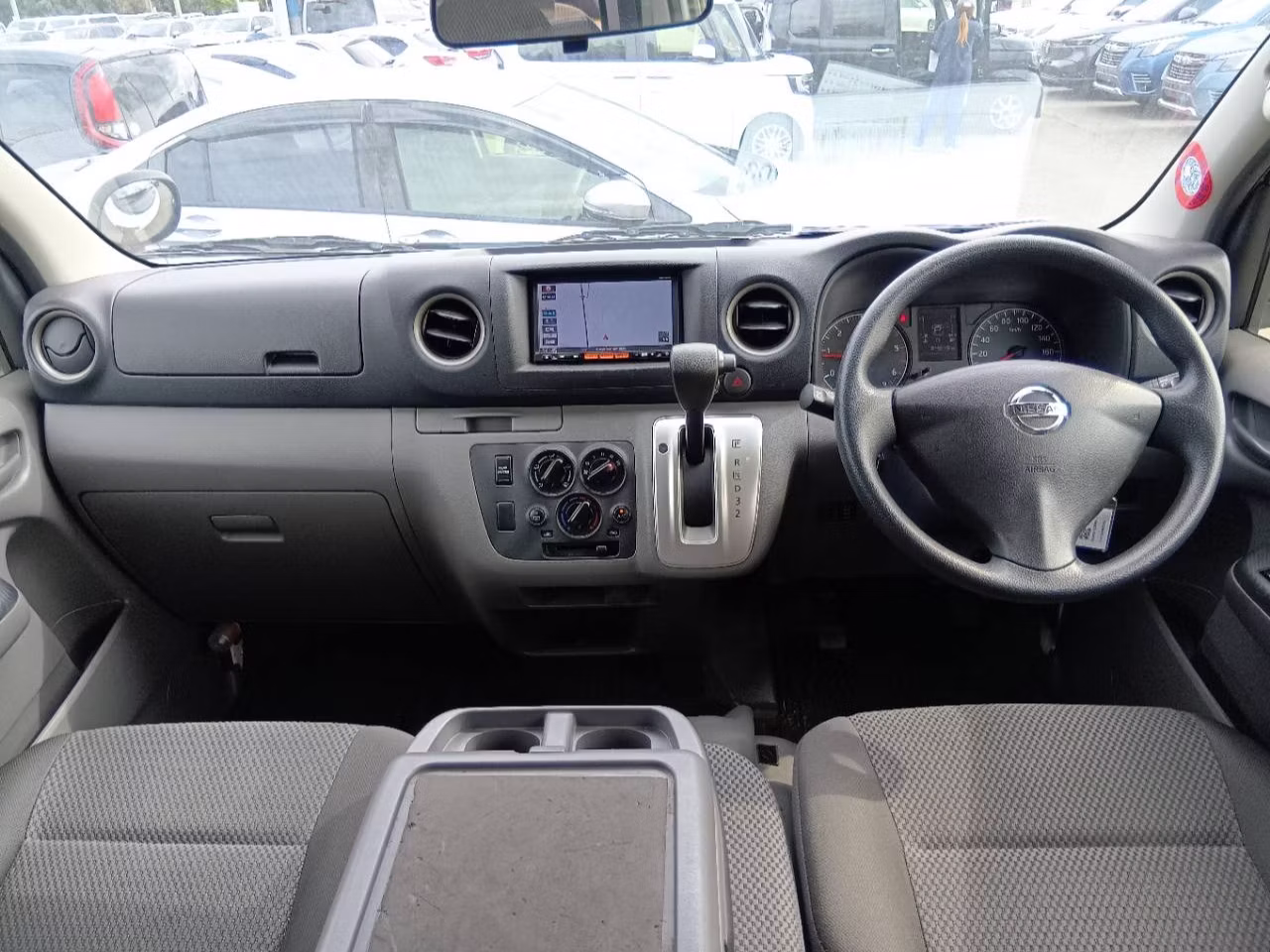 NISSAN NV350 CARAVAN
