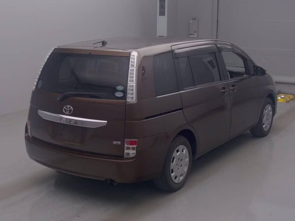 TOYOTA ISIS