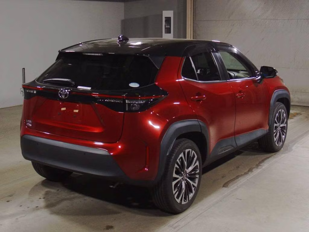 TOYOTA YARIS CROSS
