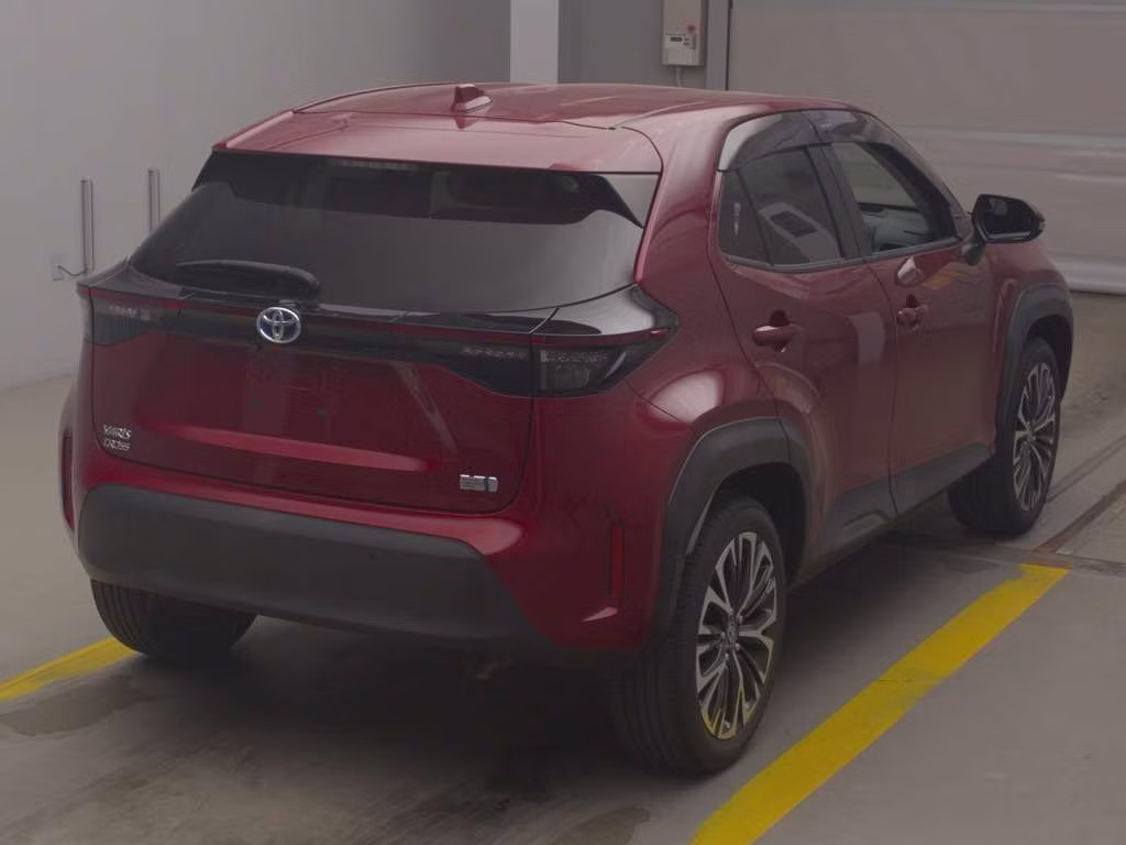 TOYOTA YARIS CROSS