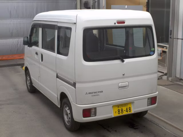 MITSUBISHI MINICAB
