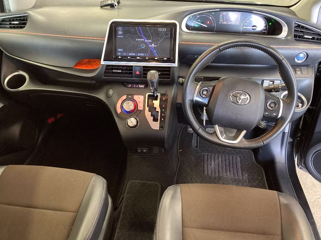 TOYOTA SIENTA