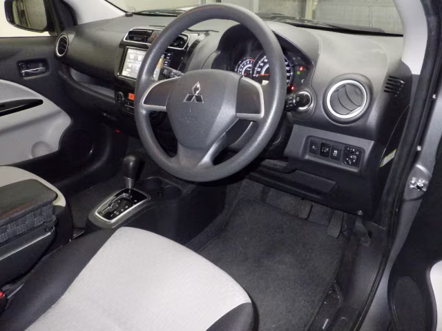 MITSUBISHI MIRAGE
