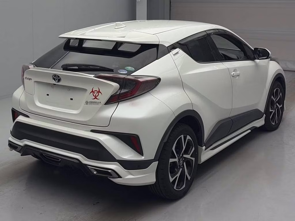 TOYOTA C-HR