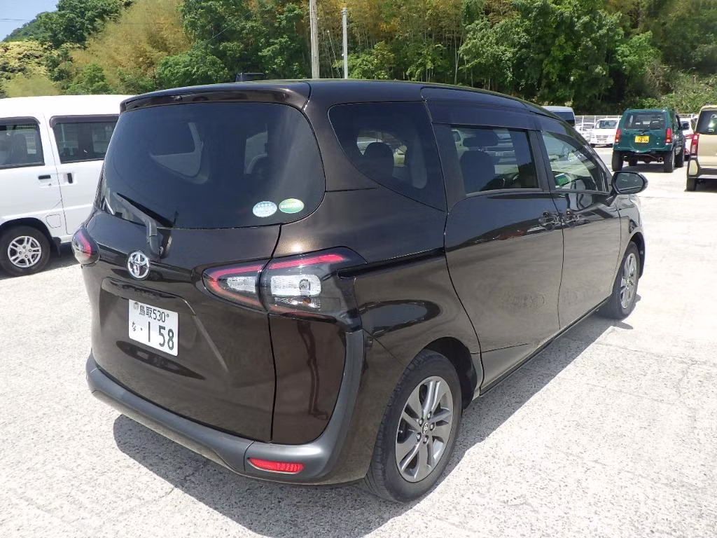 TOYOTA SIENTA