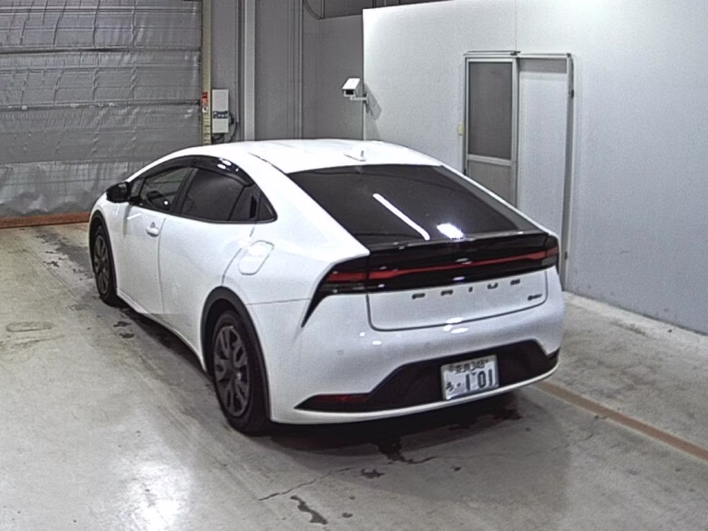 TOYOTA PRIUS
