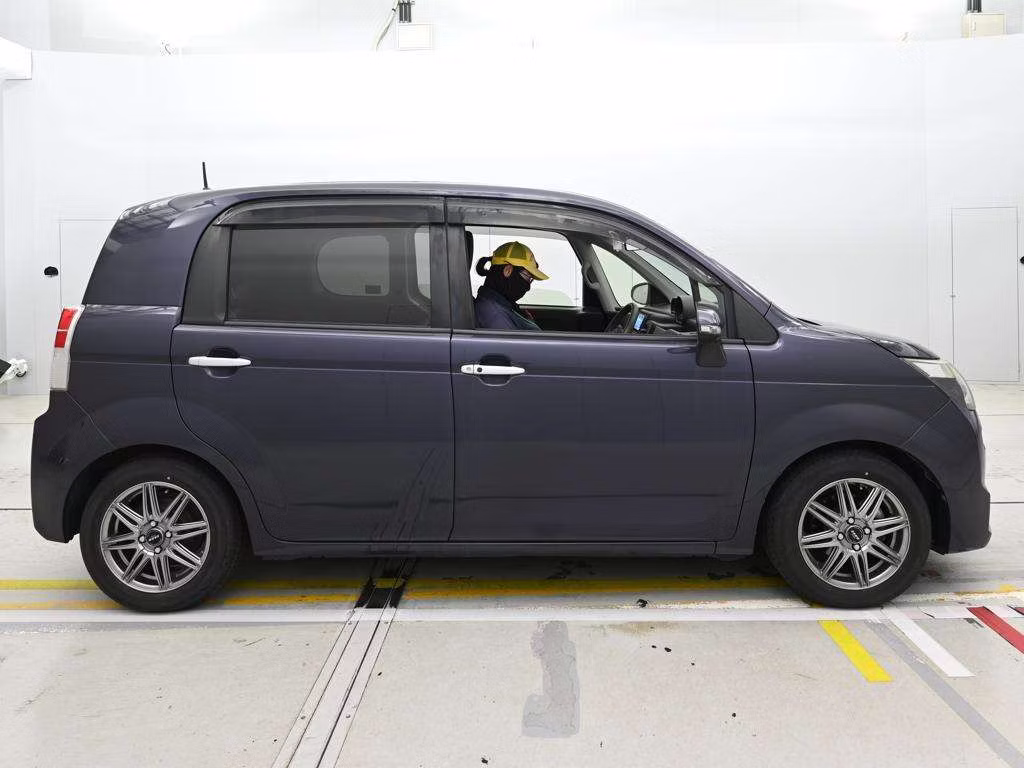 TOYOTA SPADE