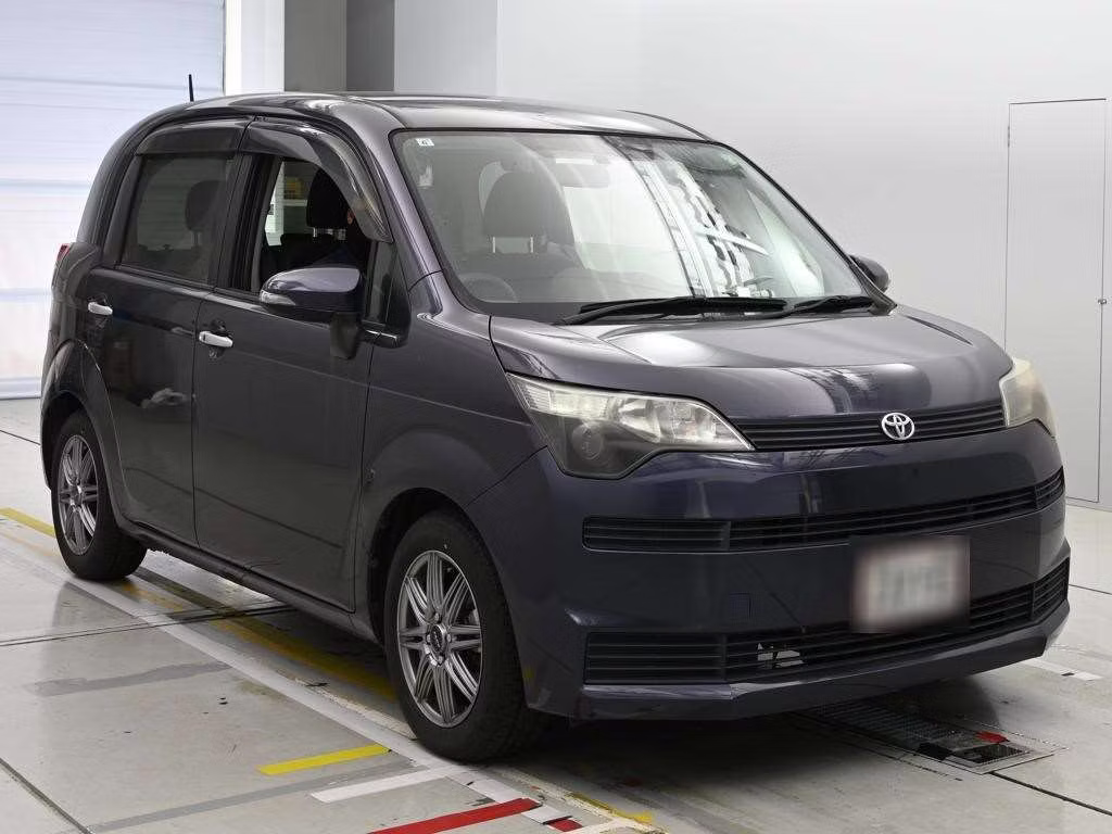 TOYOTA SPADE