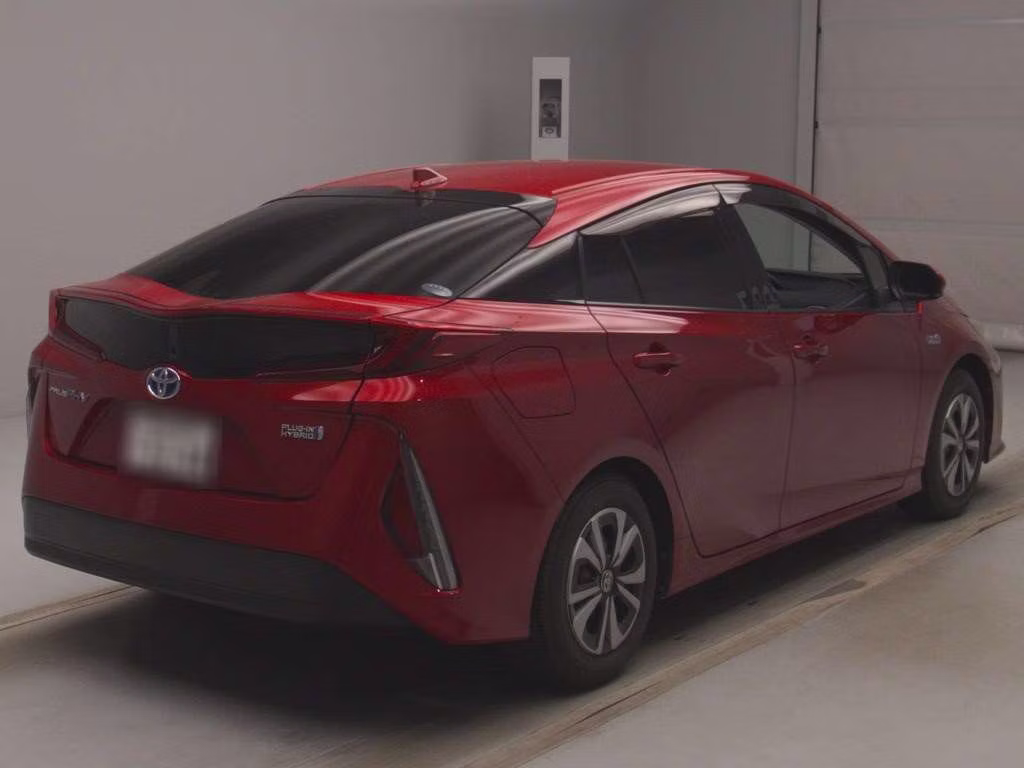 TOYOTA PRIUS PHV