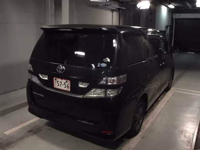 TOYOTA VELLFIRE