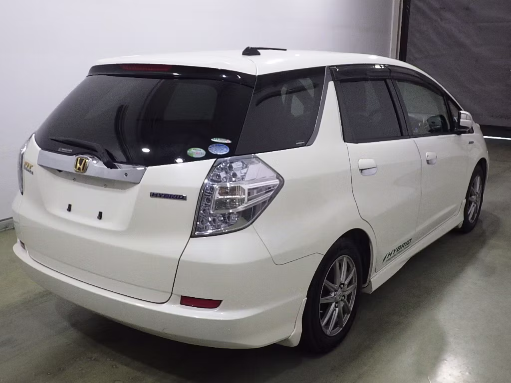 HONDA FIT SHUTTLE